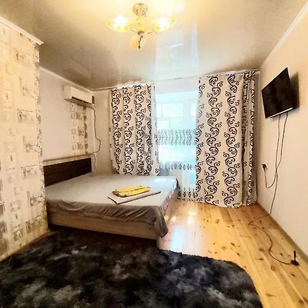 Flat in the city center ウラルスク エクステリア 写真